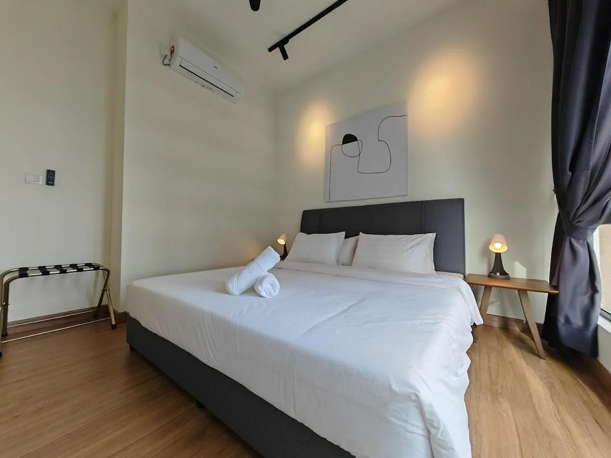 Mykey The Apple Family Duplex Malacca City Apartment